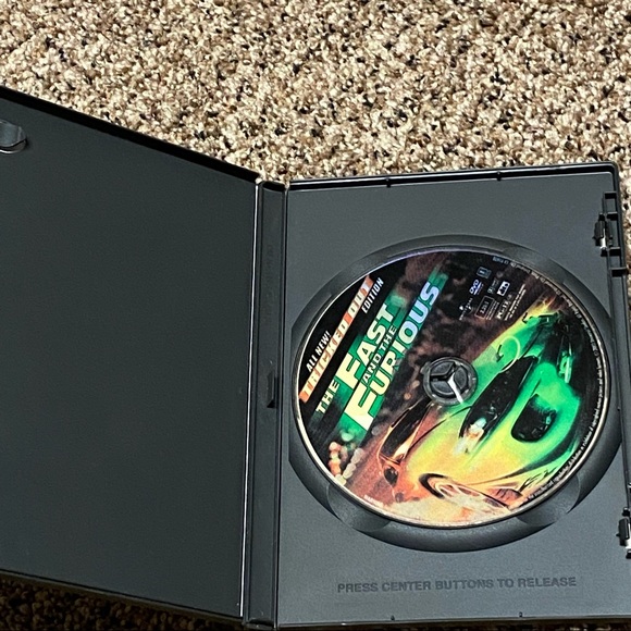 The Fast and The Furious TRICKED OUT EDITION DVD Paul Walker Widescreen - Picture 4 of 5